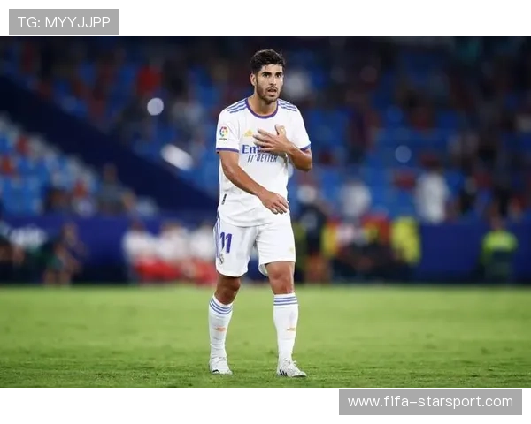 阿森西奥位置与属性不符导致球队失衡